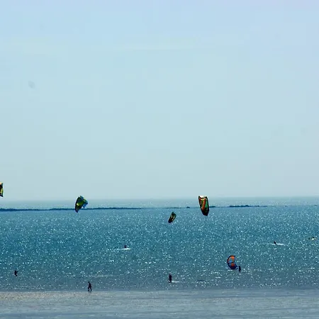 Loueurdappart - Studio Terrasse, Acces Direct Plage Benoit Apartment *