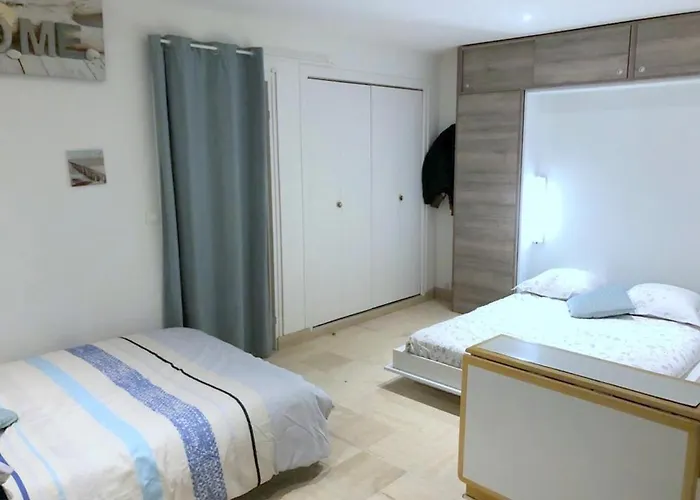 Apartamento Loueurdappart - Studio Terrasse, Acces Direct Plage Benoit